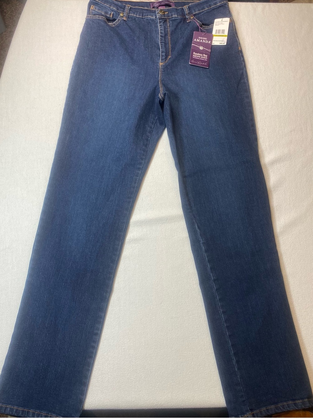 Gloria Vanderbilt Amanda Supreme Stretch Straight-Leg Jeans